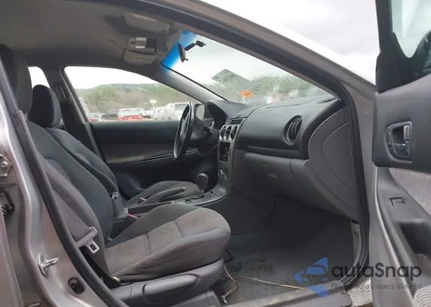 2005 Mazda Mazda6 I Base z USA, uszkodzony, nr VIN 1YVFP80C055M41971